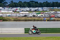 Vintage-motorcycle-club;eventdigitalimages;mallory-park;mallory-park-trackday-photographs;no-limits-trackdays;peter-wileman-photography;trackday-digital-images;trackday-photos;vmcc-festival-1000-bikes-photographs